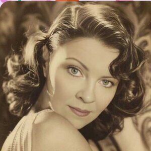 Meet your Posher, Cara